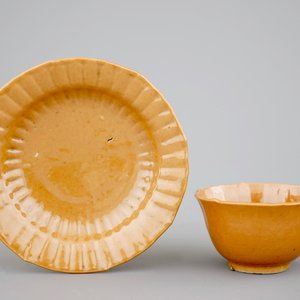 5 Chinese brown-glazed cafe au lait type cups and saucers, 18/19th C. — photo 3