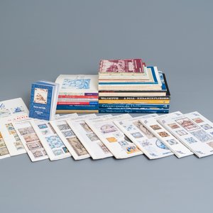 60 publicaties over antieke tegels, w.o. veilingcatalogi — foto 1