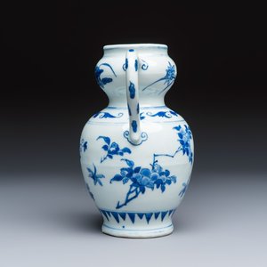 A Chinese blue and white double-handled vase with floral design — photo 5