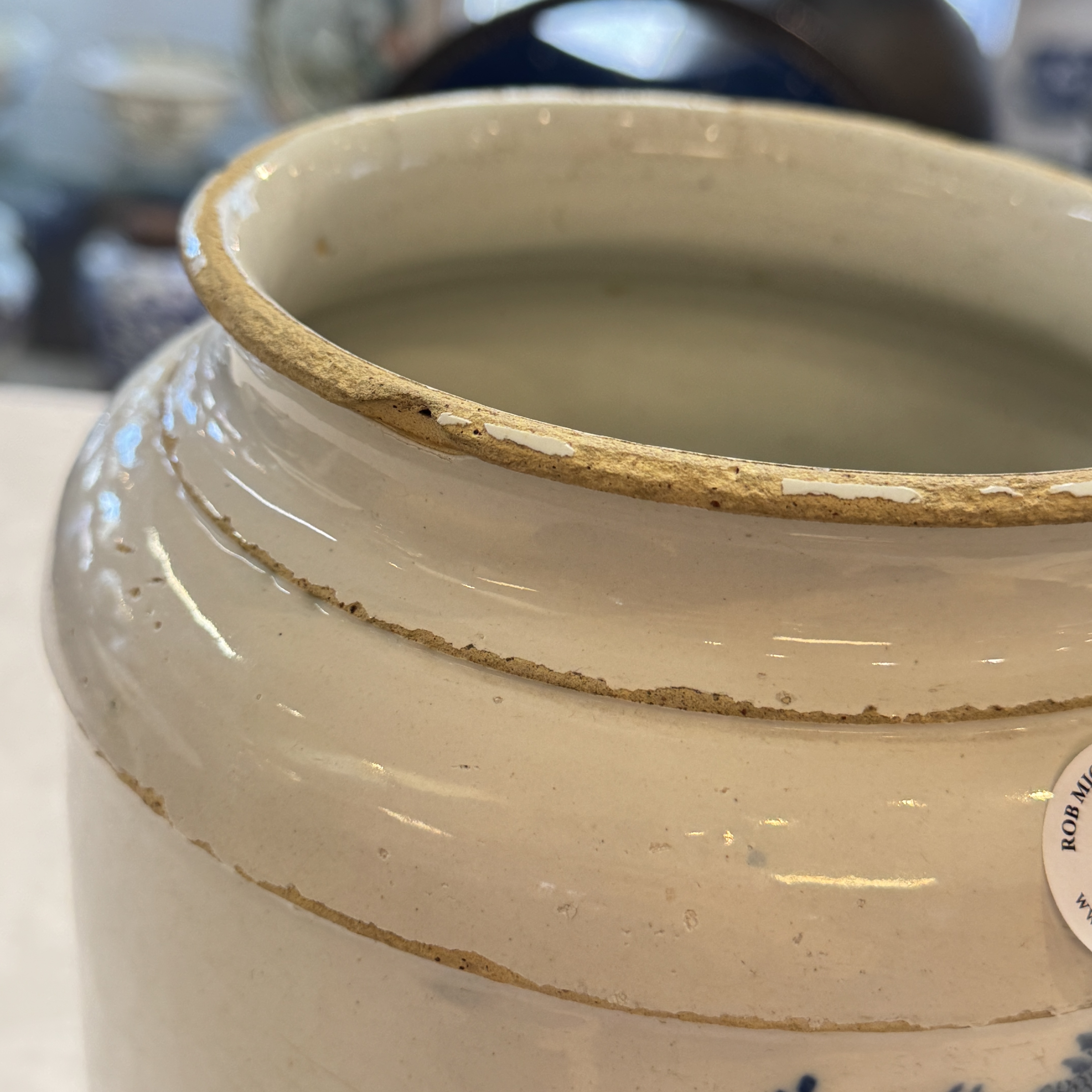 A large blue and white Dutch Delft albarello inscribed 'MEL ALBUM' — photo 13