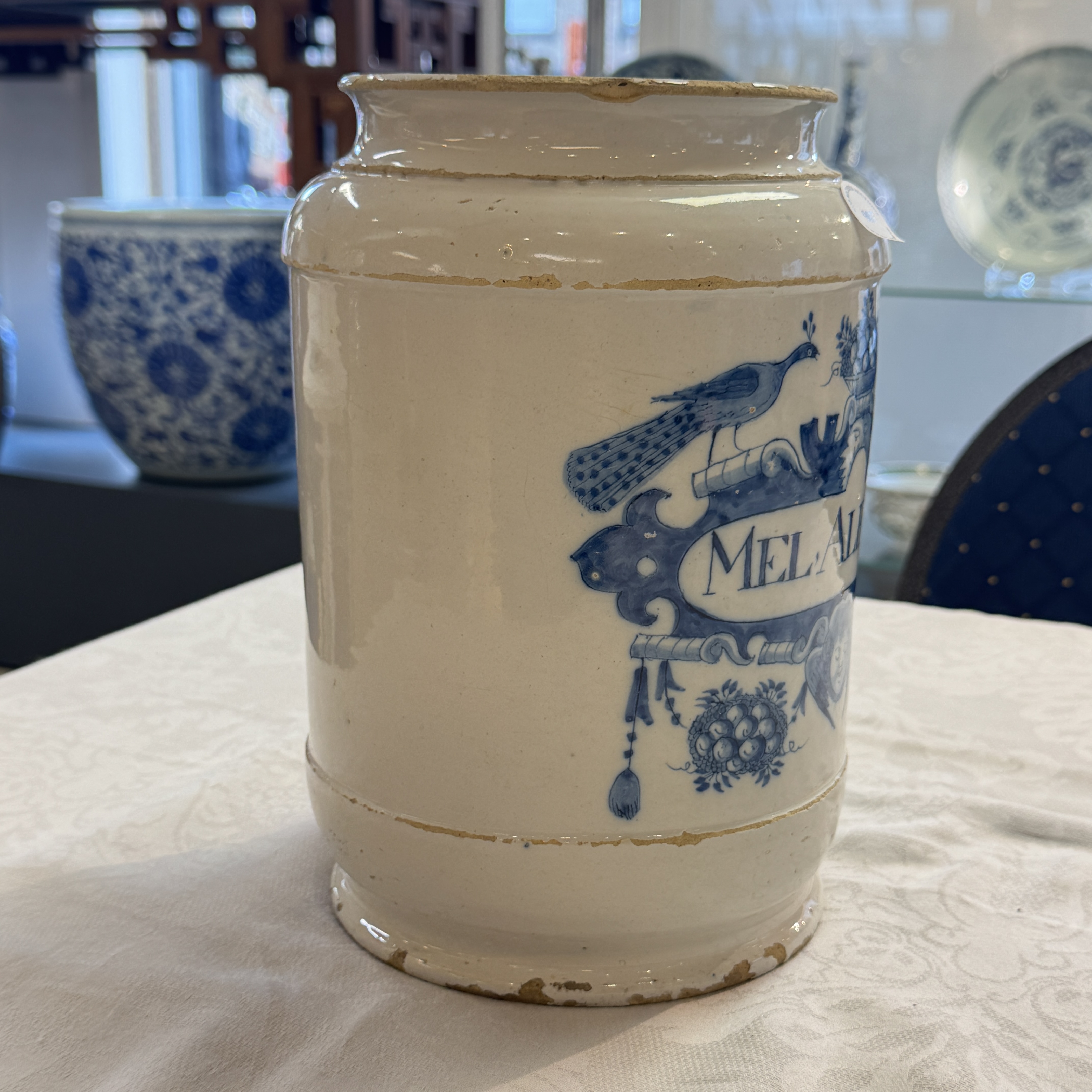 A large blue and white Dutch Delft albarello inscribed 'MEL ALBUM' — photo 2