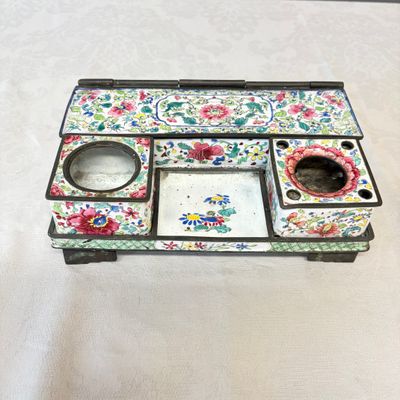 A Chinese Canton enamel rectangular writing desk set — photo 1