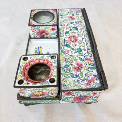 A Chinese Canton enamel rectangular writing desk set — photo 2