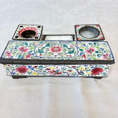 A Chinese Canton enamel rectangular writing desk set — photo 3