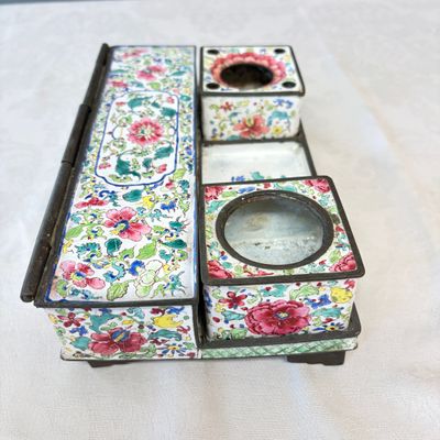 A Chinese Canton enamel rectangular writing desk set — photo 4