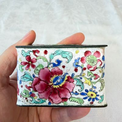 A Chinese Canton enamel rectangular writing desk set — photo 24