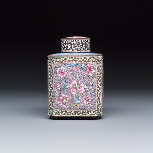 A Chinese Canton enamel square tea caddy and cover with floral scrolls — foto 4