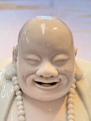 A Chinese Dehua blanc de Chine Milefo Buddha — photo 2