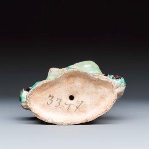 A Chinese Fahua-glazed stoneware 'Guanyin and Child' group — foto 7