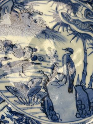 A Chinese blue and white 'Birds Beside the Water' plate — foto 7