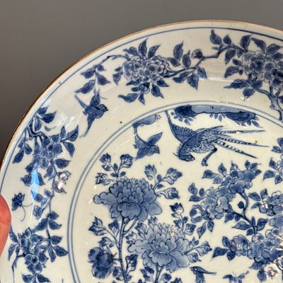 A  Chinese blue and white 'Birds among Blossoms' dish — photo 3