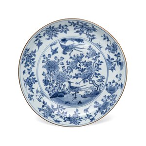 A  Chinese blue and white 'Birds among Blossoms' dish — photo 1