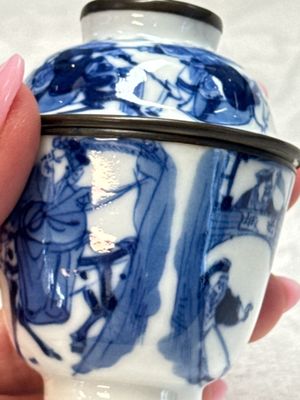 A Chinese blue and white 'Bleu de Hue' four-piece tea set — foto 33