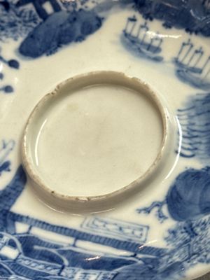 A Chinese blue and white 'Bleu de Hue' four-piece tea set — foto 45