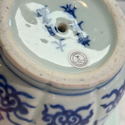 A Chinese blue and white 'Cranes' flowerpot — photo 18