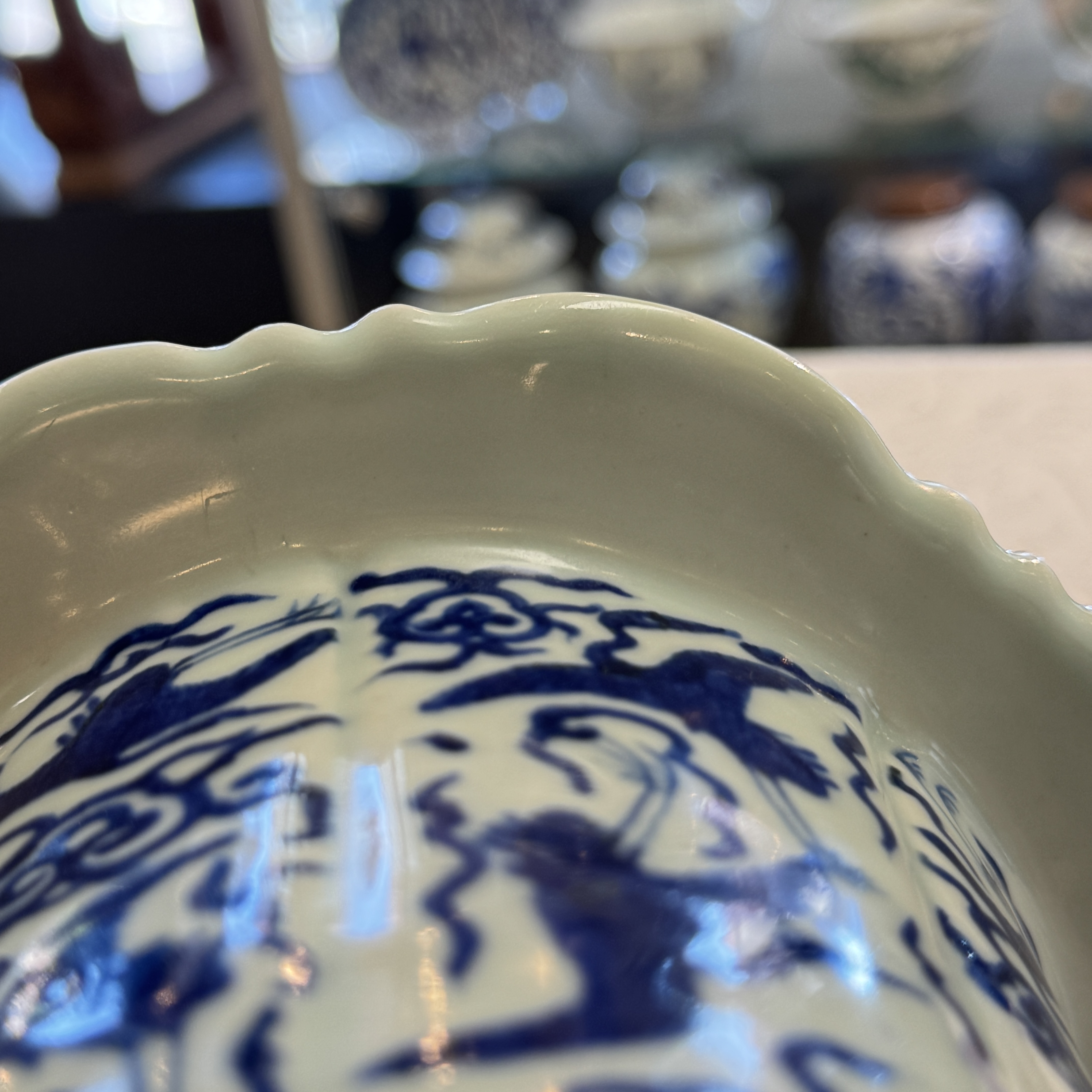 A Chinese blue and white 'Cranes' flowerpot — photo 23