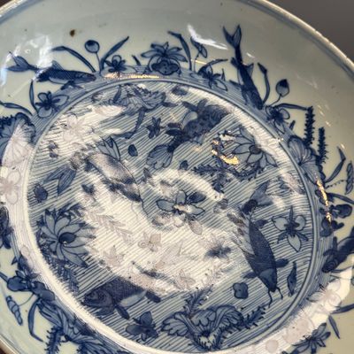 A Chinese blue and white 'Fish' dish — photo 6