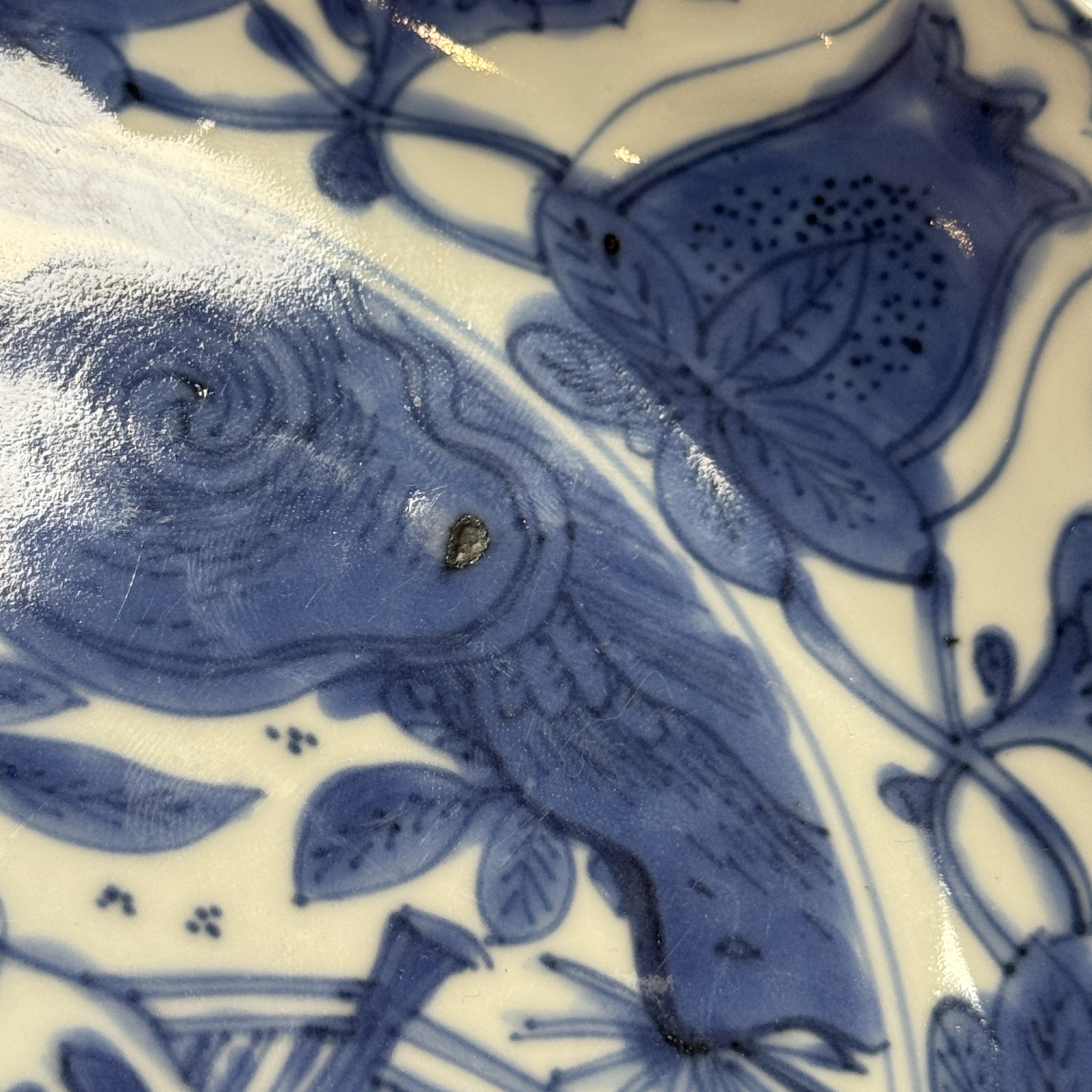 A Chinese blue and white 'Horses' plate — photo 20