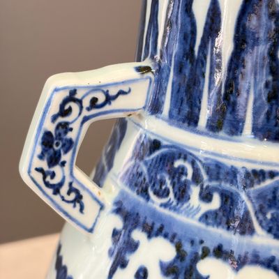 A Chinese blue and white 'Hu' vase with phoenix medallions — photo 7