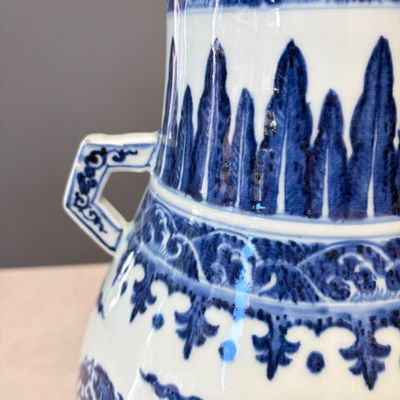 A Chinese blue and white 'Hu' vase with phoenix medallions — photo 13