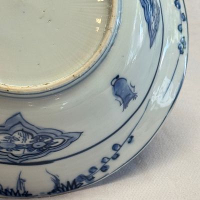 A Chinese blue and white 'Klapmuts' bowl — foto 12