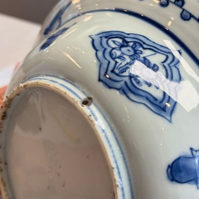 A Chinese blue and white 'Klapmuts' bowl — foto 17