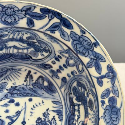 A Chinese blue and white 'Klapmuts' bowl — foto 4