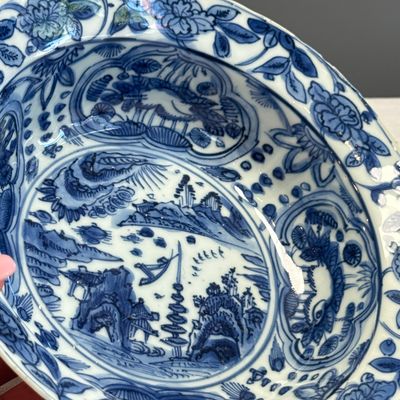 A Chinese blue and white 'Klapmuts' bowl — foto 6