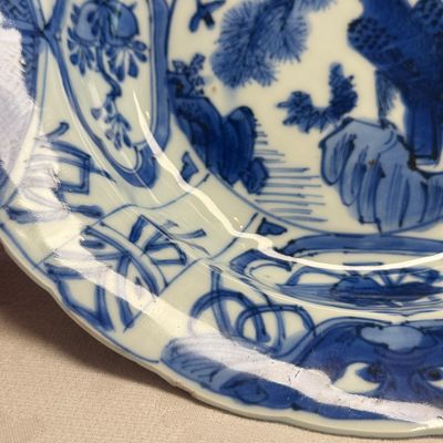 A Chinese blue and white 'Klapmuts' bowl with a bird of prey — photo 3