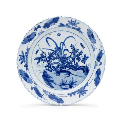 A Chinese blue and white 'Lizard' plate, Wanli