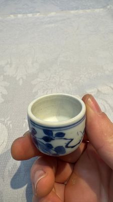 A Chinese blue and white 'Long Eliza' tea caddy and cover — foto 6