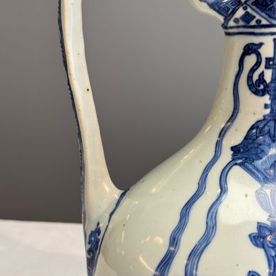 A Chinese blue and white 'Magic Fountain' ewer — photo 11