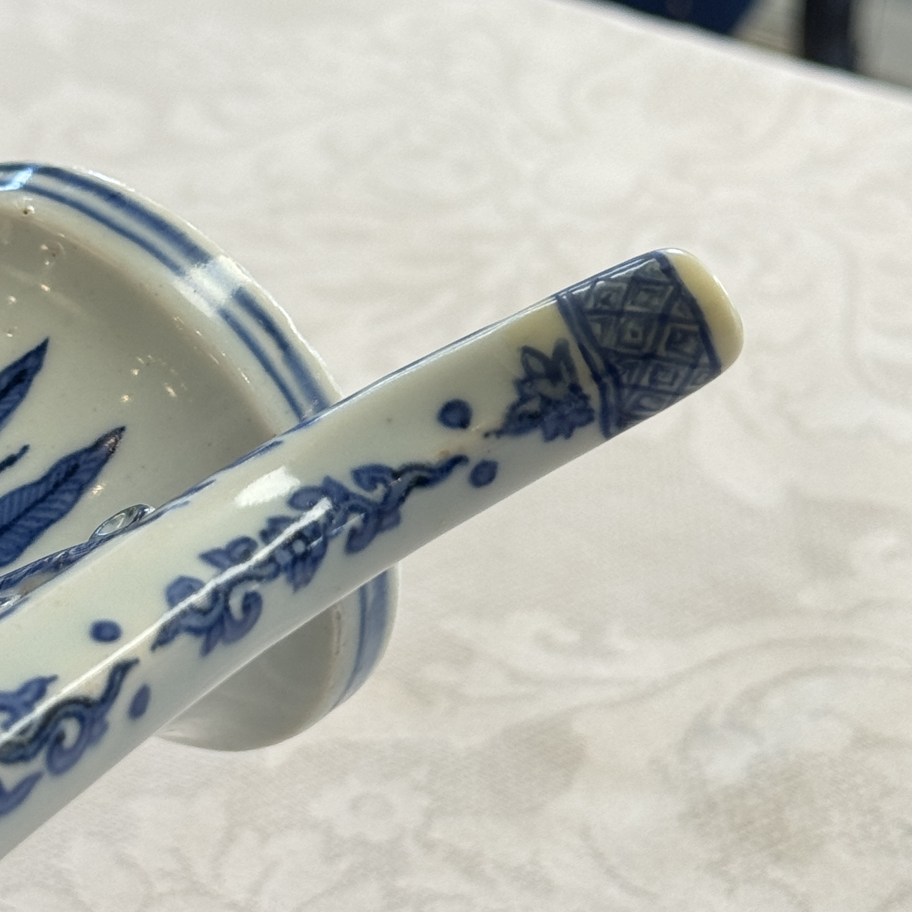 A Chinese blue and white 'Magic Fountain' ewer — photo 21