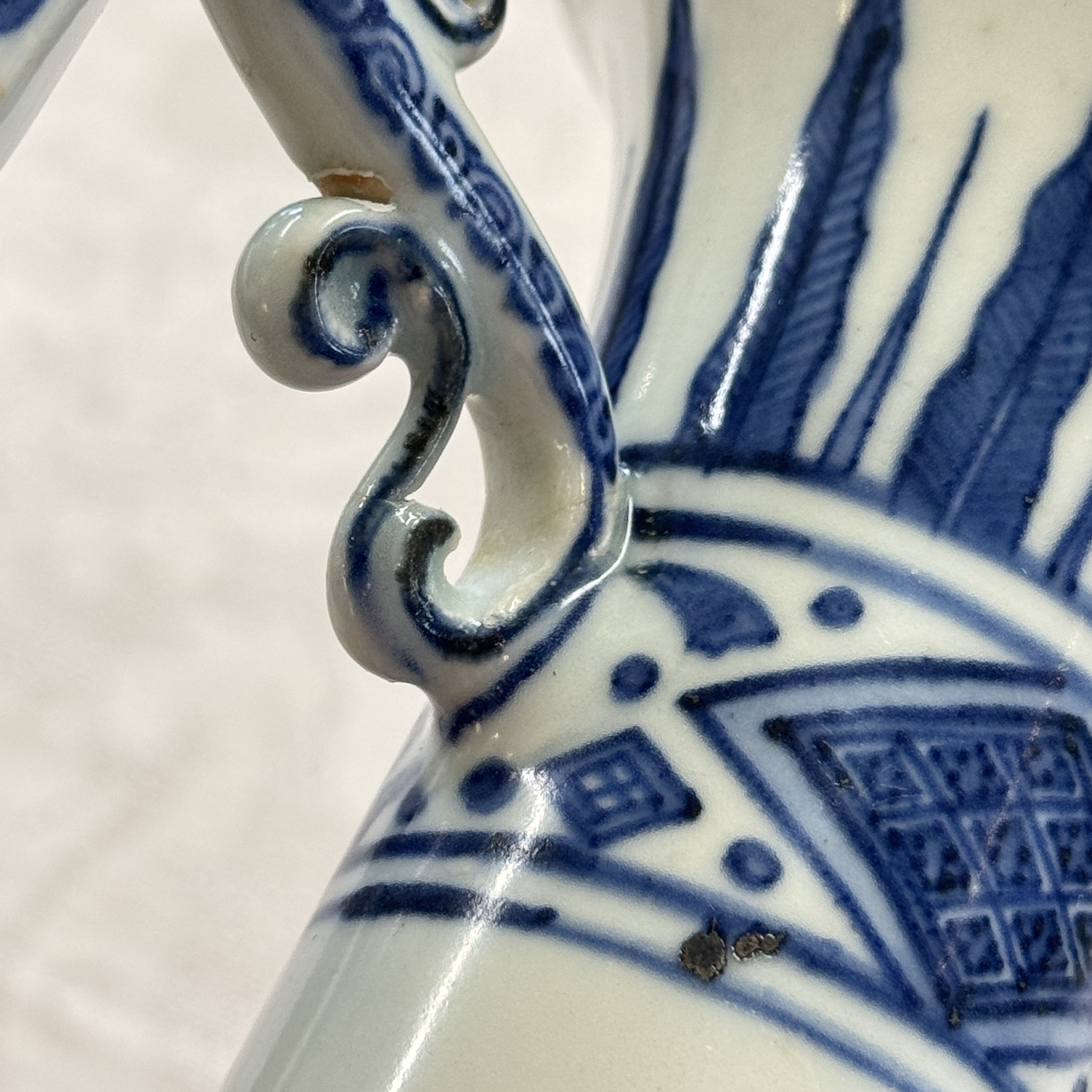 A Chinese blue and white 'Magic Fountain' ewer — photo 22