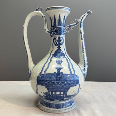 A Chinese blue and white 'Magic Fountain' ewer — photo 6