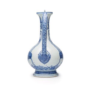 A Chinese blue and white 'Magic Fountain' ewer — photo 3