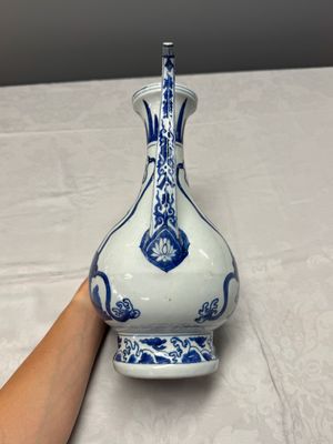 A Chinese blue and white 'Magic Fountain' ewer — foto 25