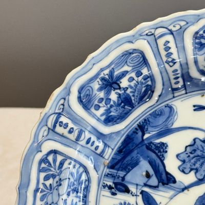 A Chinese blue and white 'Mandarin Duck' plate — 照片 3