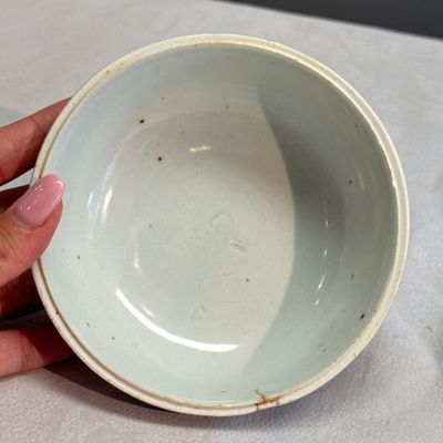 A Chinese blue and white 'Mountainous Riverscape' bowl and cover — photo 29