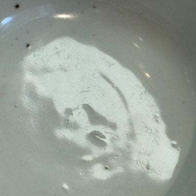 A Chinese blue and white 'Mountainous Riverscape' bowl and cover — photo 35