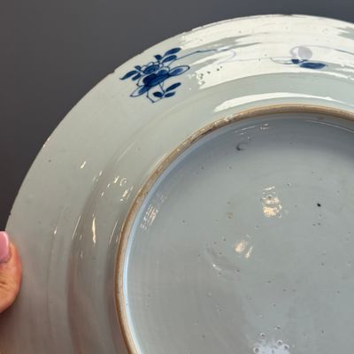 A Chinese blue and white 'Musicians in a Garden' dish — foto 16