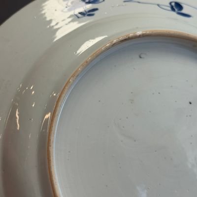 A Chinese blue and white 'Musicians in a Garden' dish — foto 22