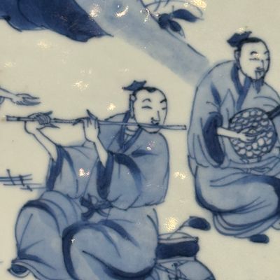 A Chinese blue and white 'Musicians in a Garden' dish — foto 8