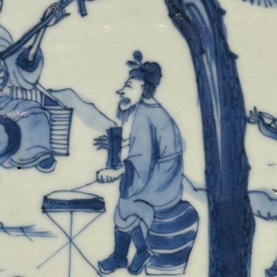 A Chinese blue and white 'Musicians in a Garden' dish — foto 10