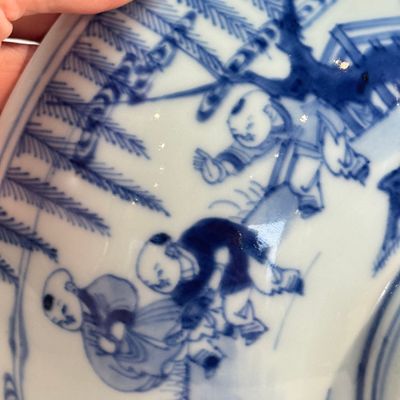 A Chinese blue and white 'Playing Boys' bowl — photo 14