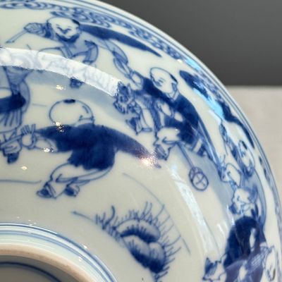 A Chinese blue and white 'Playing Boys' bowl — photo 17
