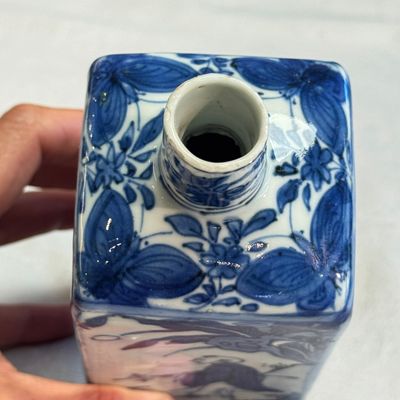 A Chinese blue and white 'Playing Boys' square flask — foto 7