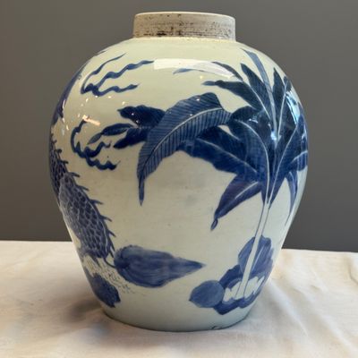 A Chinese blue and white 'Qilin, Phoenix and Magpie' jar — photo 3