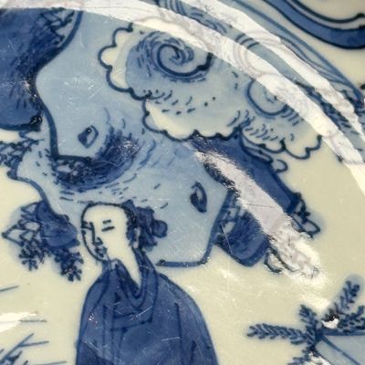 A Chinese blue and white 'Sage and Crane' plate — photo 8