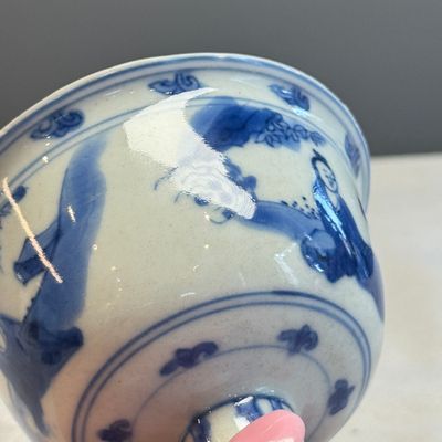 A Chinese blue and white 'Scholars' stem cup — photo 4
